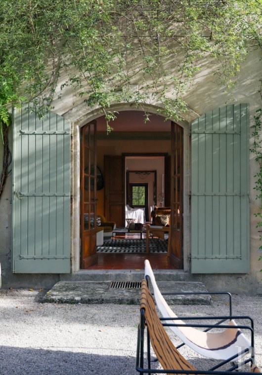 A traditional yet bold village house in the Alpes-de-Haute-Provence, to the south of Forcalquier - photo  n°7